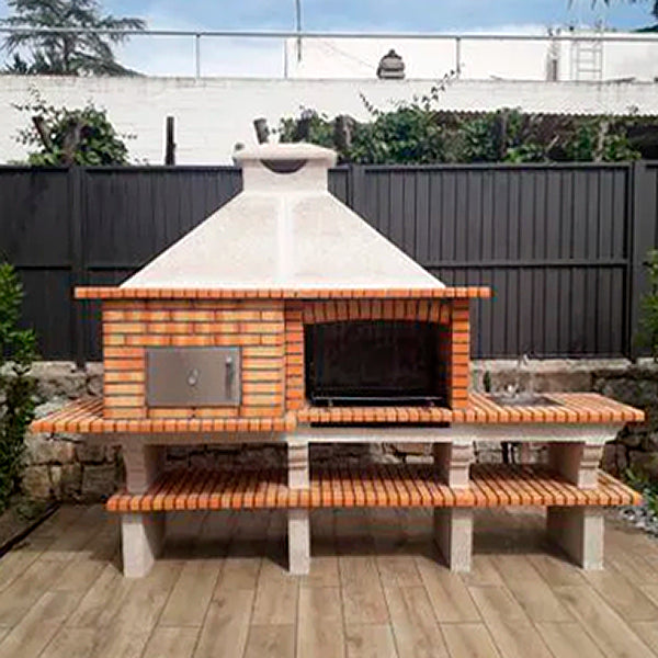 Four AV357F vue latérale