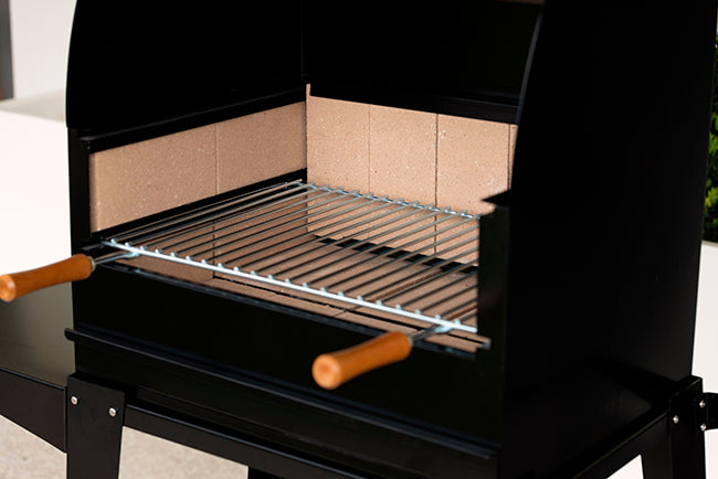Barbecue en métal et en briques AC88F