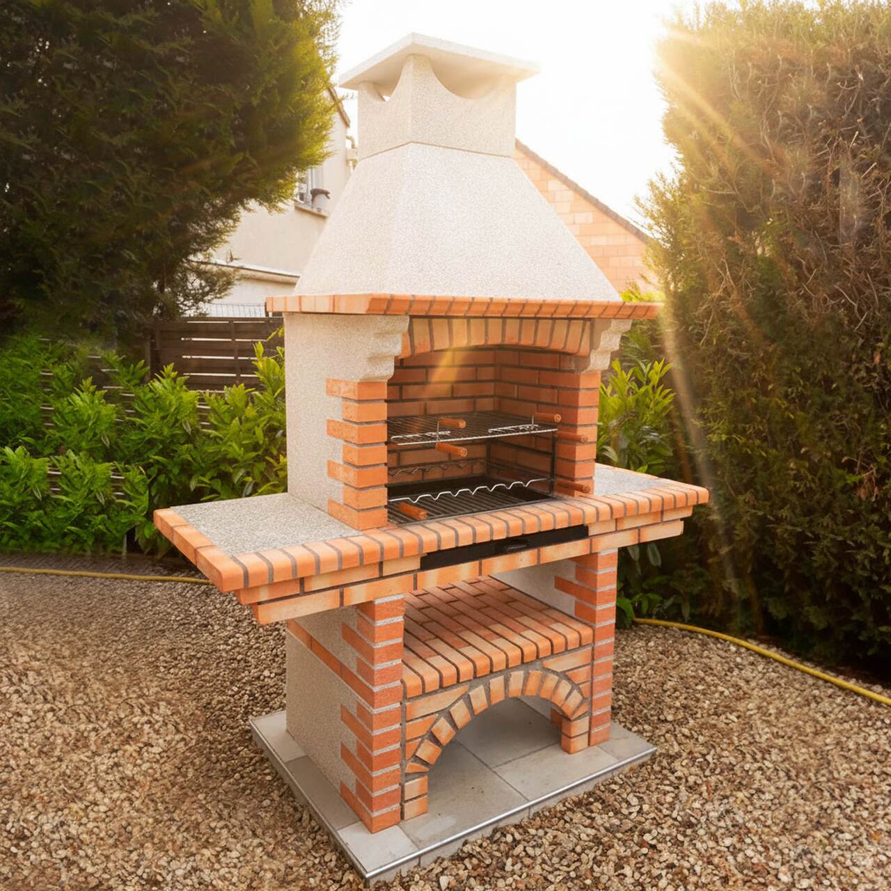 Barbecue en dur réfractaire