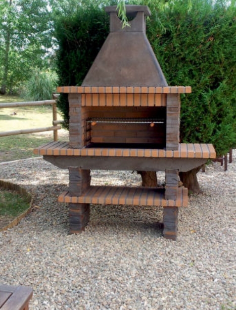 Picture of Barbecue de jardin en pierre AV340F