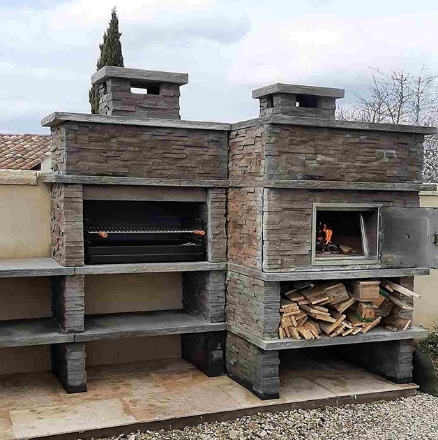 Image de Barbecue en Beton Avec Four a Bois AV280F