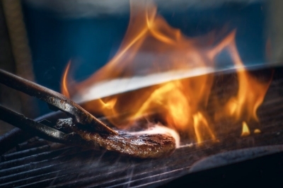 Barbecue à bois et charbon