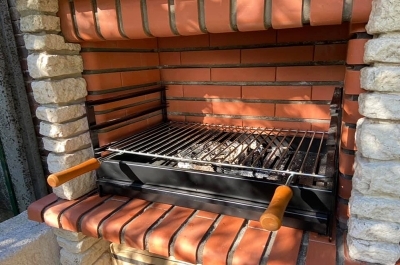 Barbecue : l'astuce imparable pour savoir si la viande est cuite sans la  découper