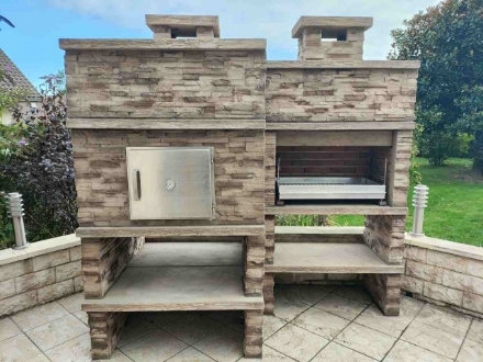 Image de Barbecue en Beton Avec Four a Bois AV285F